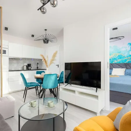 Eleganckie Blisko Plazy W Niechorzu Z Klimatyzacja W Salonie I Parkingiem By Renters 아파트 *