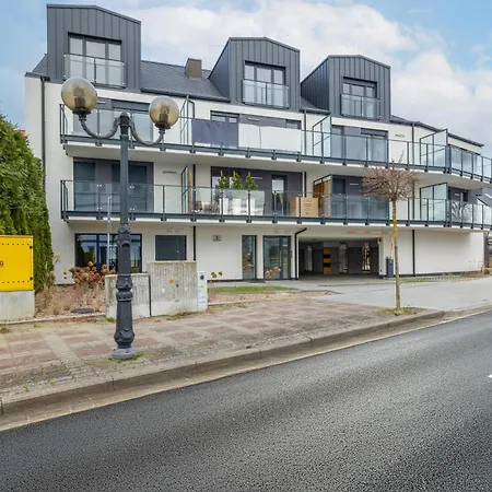 Eleganckie Blisko Plazy W Niechorzu Z Klimatyzacja W Salonie I Parkingiem By Renters * 니에초르체