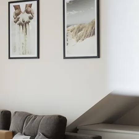 Eleganckie Blisko Plazy W Niechorzu Z Klimatyzacja W Salonie I Parkingiem By Renters *