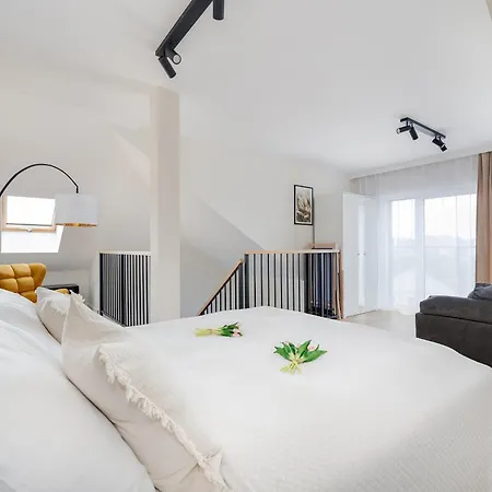 Eleganckie Blisko Plazy W Niechorzu Z Klimatyzacja W Salonie I Parkingiem By Renters 니에초르체