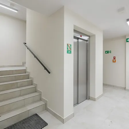 Eleganckie Blisko Plazy W Niechorzu Z Klimatyzacja W Salonie I Parkingiem By Renters