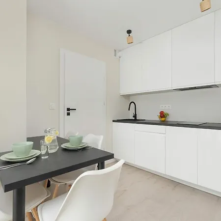 Eleganckie Blisko Plazy W Niechorzu Z Klimatyzacja W Salonie I Parkingiem By Renters