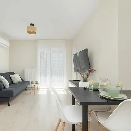 아파트 Eleganckie Blisko Plazy W Niechorzu Z Klimatyzacja W Salonie I Parkingiem By Renters *