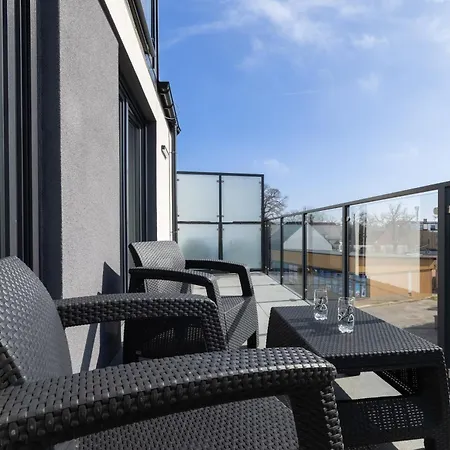 Eleganckie Blisko Plazy W Niechorzu Z Klimatyzacja W Salonie I Parkingiem By Renters * 니에초르체