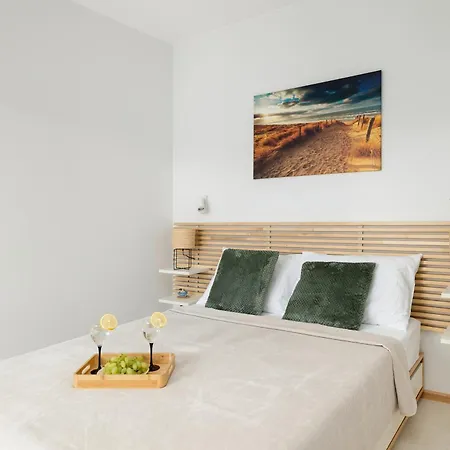 Eleganckie Blisko Plazy W Niechorzu Z Klimatyzacja W Salonie I Parkingiem By Renters *